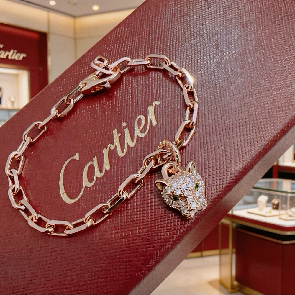 Cartier leopard Head bracelet